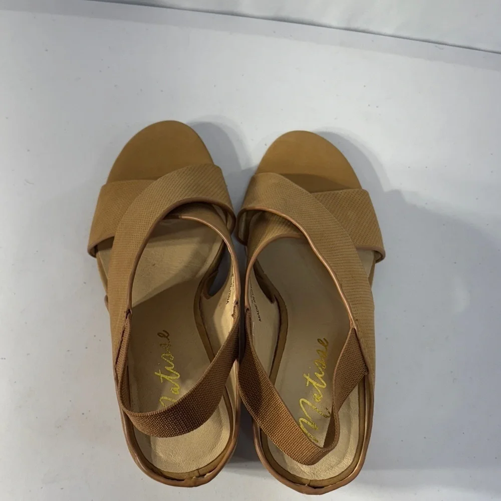 🥿 nwob Matisse Harlow Tan Perforated Wedge Sandals